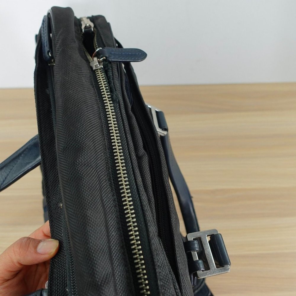 TUMI Bag Adult Black Briefcase Document Purse Japanese‎ Messenger Nylon Business - Picture 15 of 16